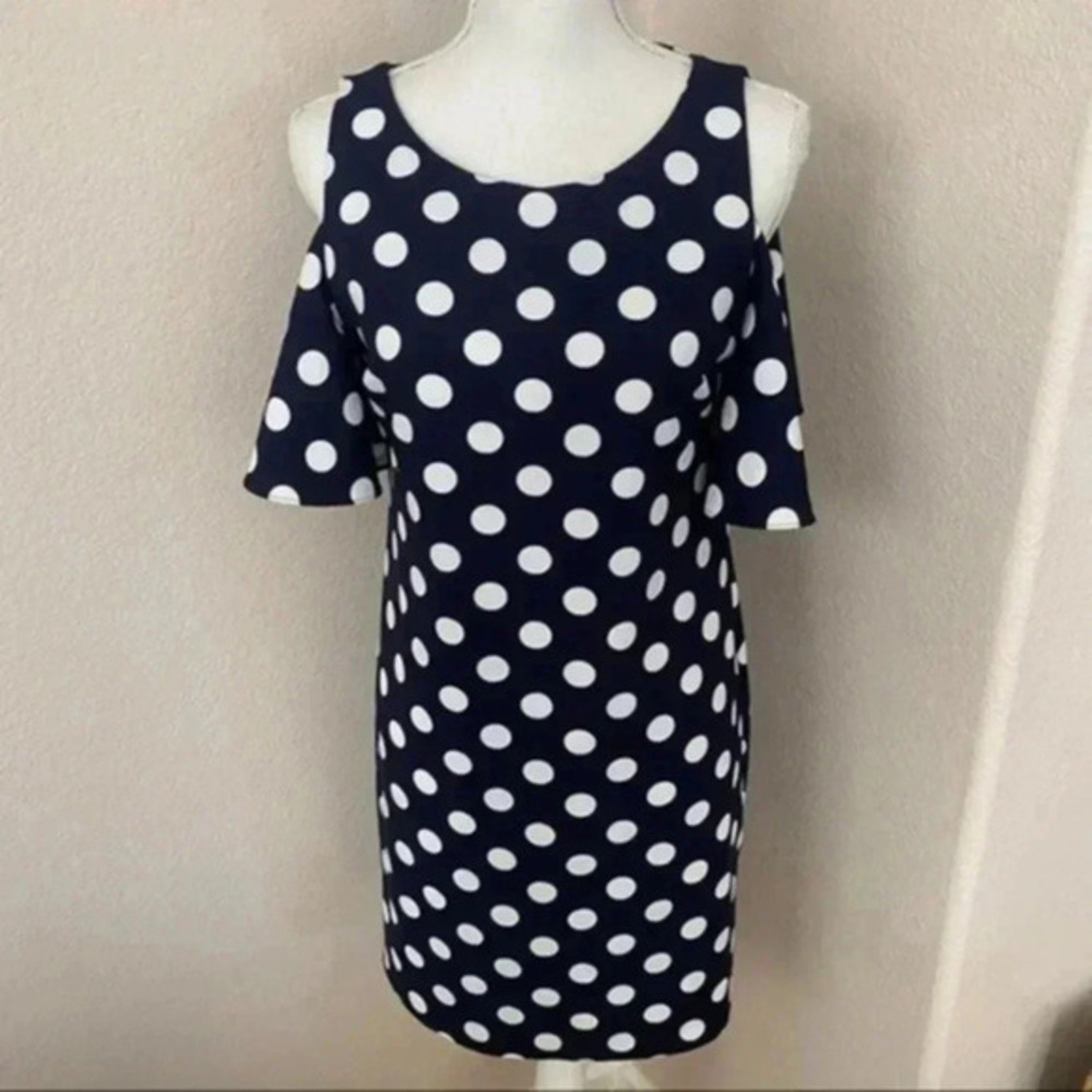 Eliza J Black and Blue Polka dot print Short sleeve Scoop neckline dress…